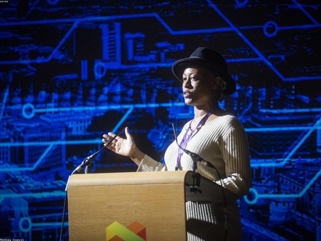 ឥទ្ធិពលនៃការប្រកួតលើសង្គមនិងសេដ្ឋកិច្ច